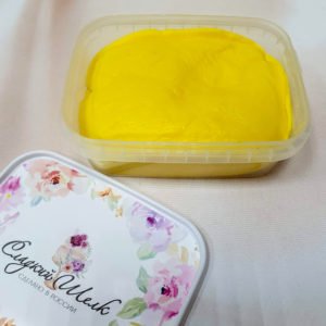 Желтая мастика Сладкий шелк 0,25 кг